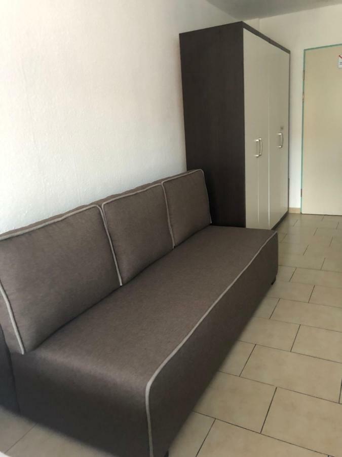 Apartment Zentrum , 900 M Zum